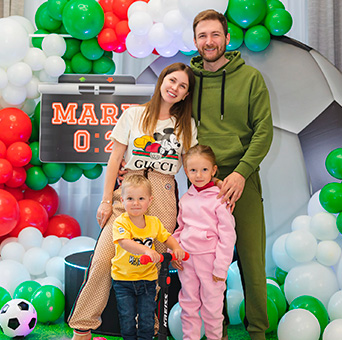 фото Лиза и Артемий Миллер