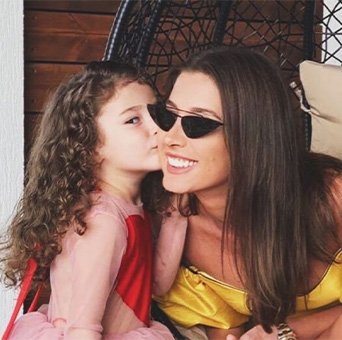 фото Кети Топурия